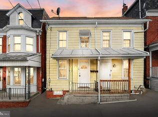 10 S East St, Spring Grove, PA 17362