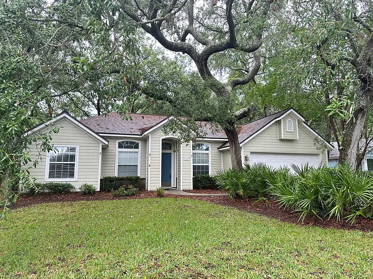 1803 Canterbury Ln — Photo 28