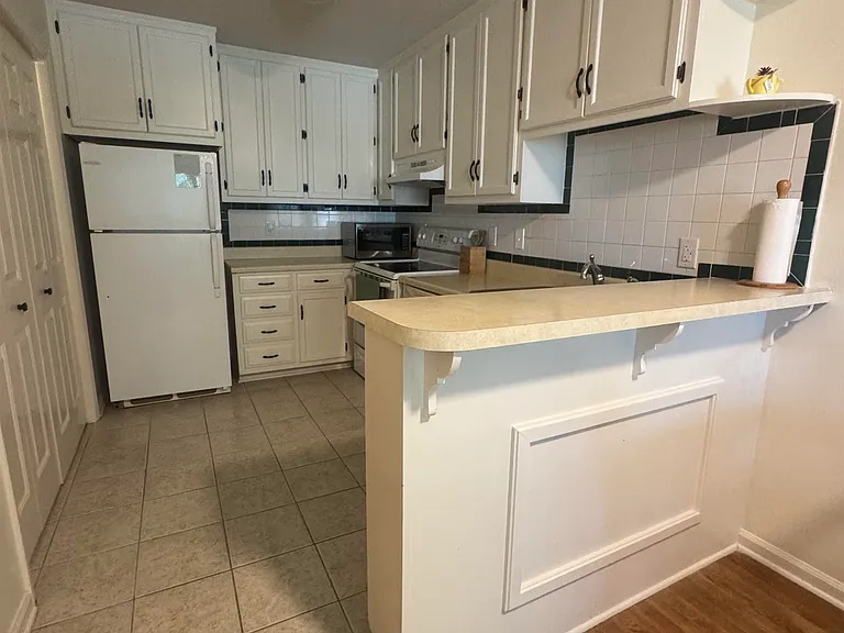2132 Belle Grove Dr SW — Photo 17