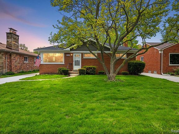 2nd image of 23344 Brookdale Blvd