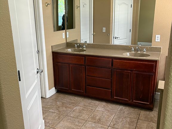 2nd image of 2336 Megan Dr