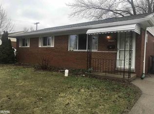 35043 Griswald St, Clinton Township, MI 48035