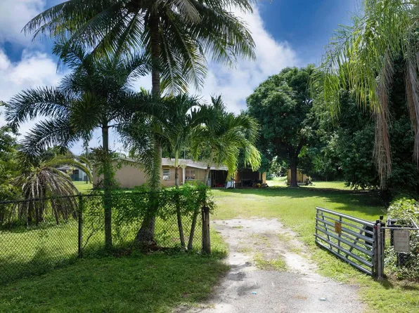 2490 Sunset Drive, West Palm Beach, FL 33415