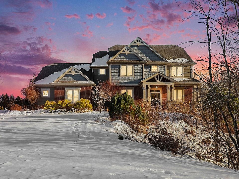 1st image of 451 Oak Arbor Cir E