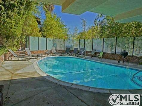4th image of 2260 N Cahuenga Blvd APT 101