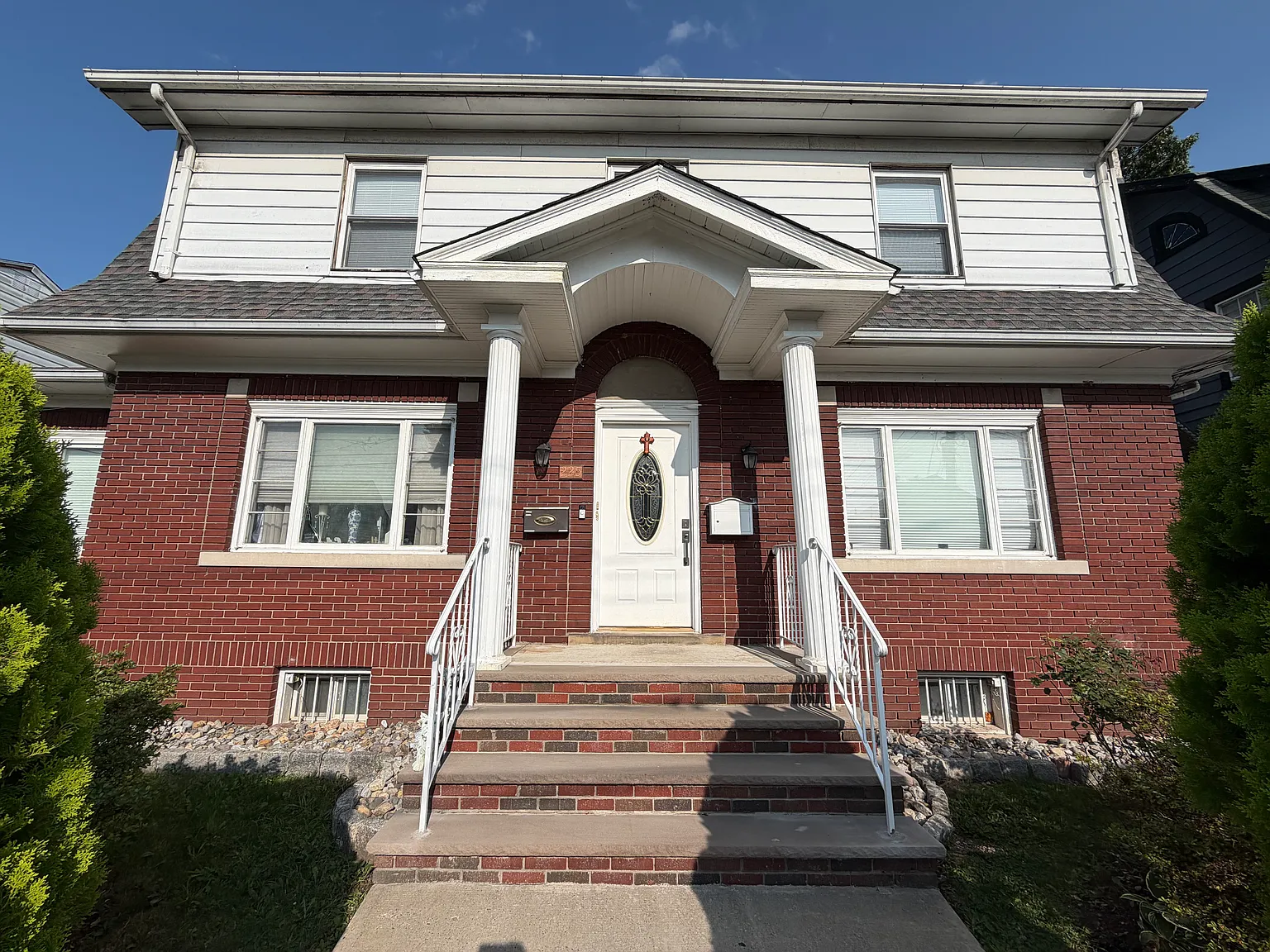 3 bed, $2,600 — Photo 1