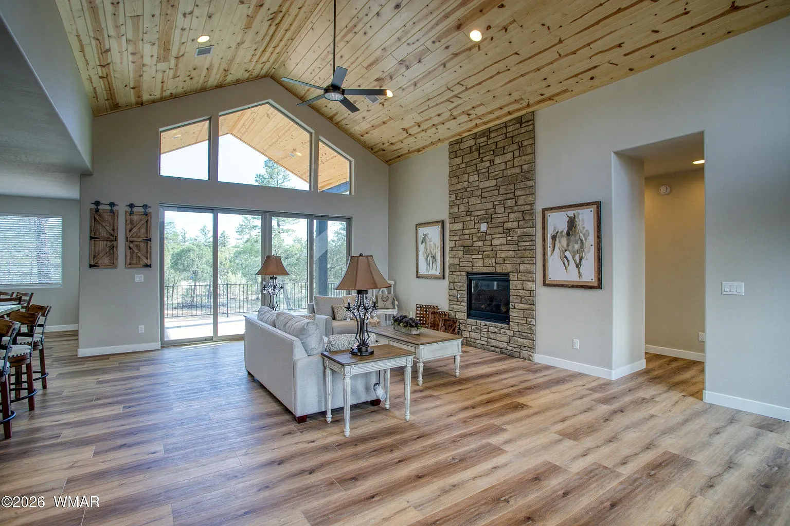 3 bed, 1841 sqft, $3,000 — Photo 3