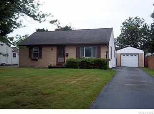 490 Lakewood Pkwy, Amherst, NY