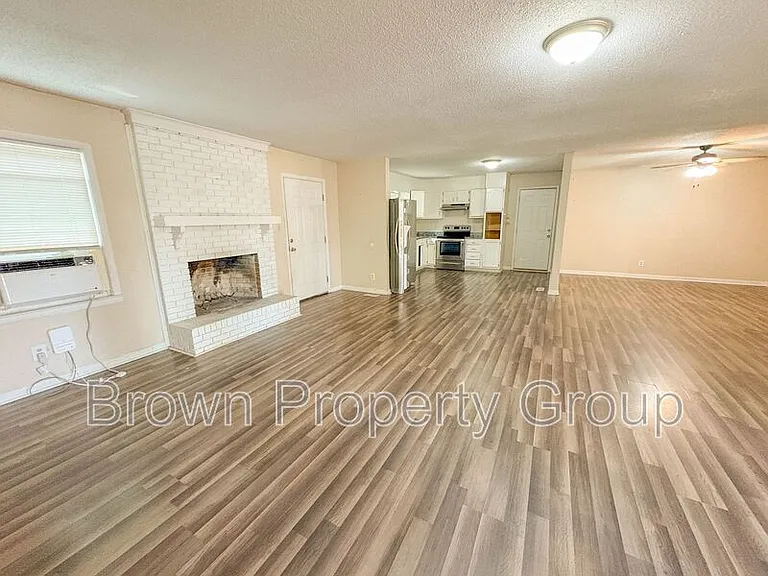 5998 Brookcliff Rd — Photo 2