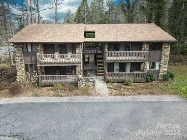 50 Maxine Ln APT 102, Hendersonville, NC 28739
