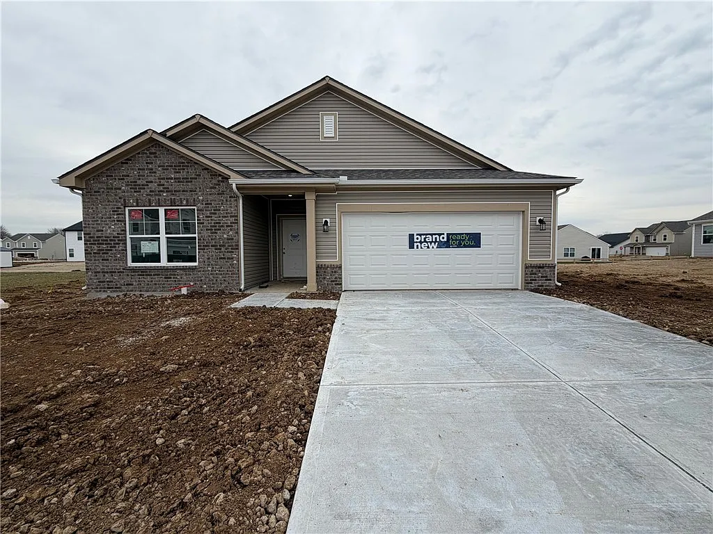 212 Monroe Way photo 1