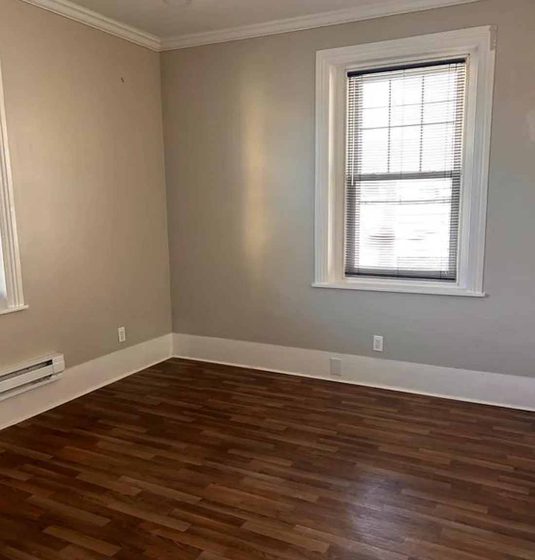 339 Glenwood Ave — Photo 4