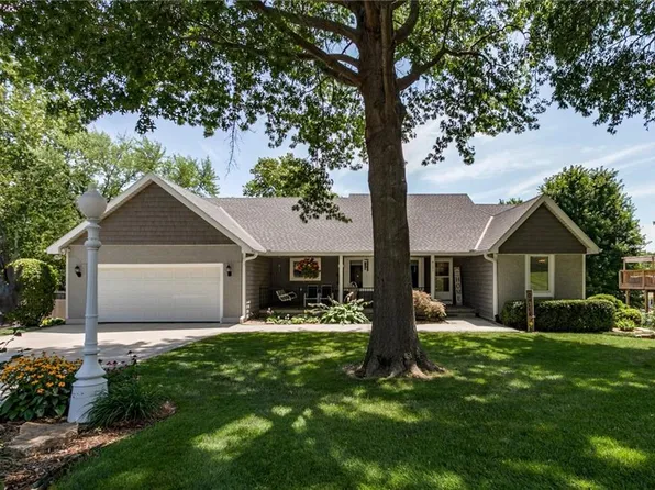 4151 N 109th Ter, Kansas City, KS 66109
