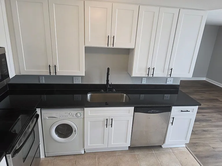 5630 Pershing Ave #40 — Photo 11