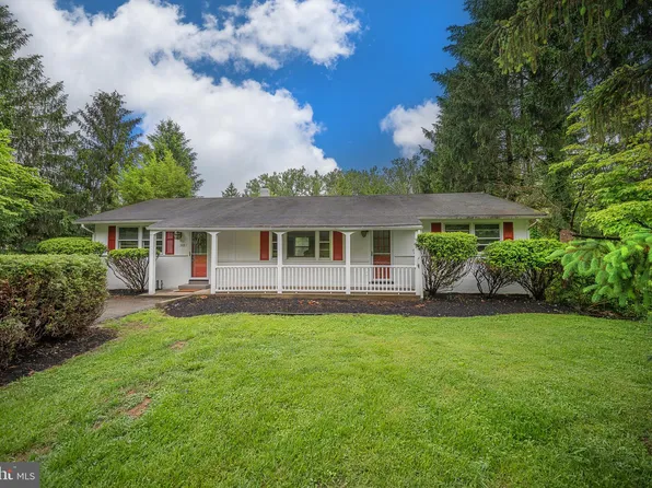 1019 Howellville Rd, Berwyn, PA 19312