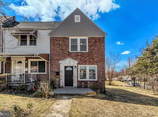 118 Upmanor Rd, Baltimore, MD 21229