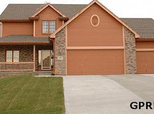 1304 S Joy St, Saint Papillion, NE 68046