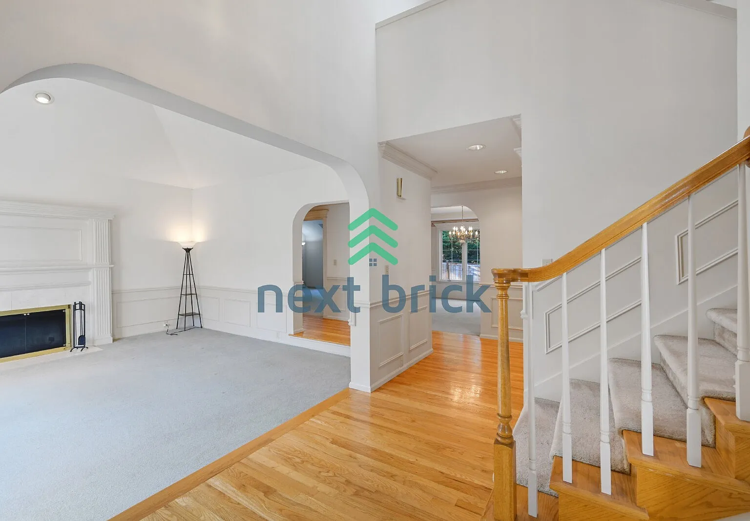 Prime Redmond Location | Spacious Home on a Quiet Cul-de-Sac — Photo 3