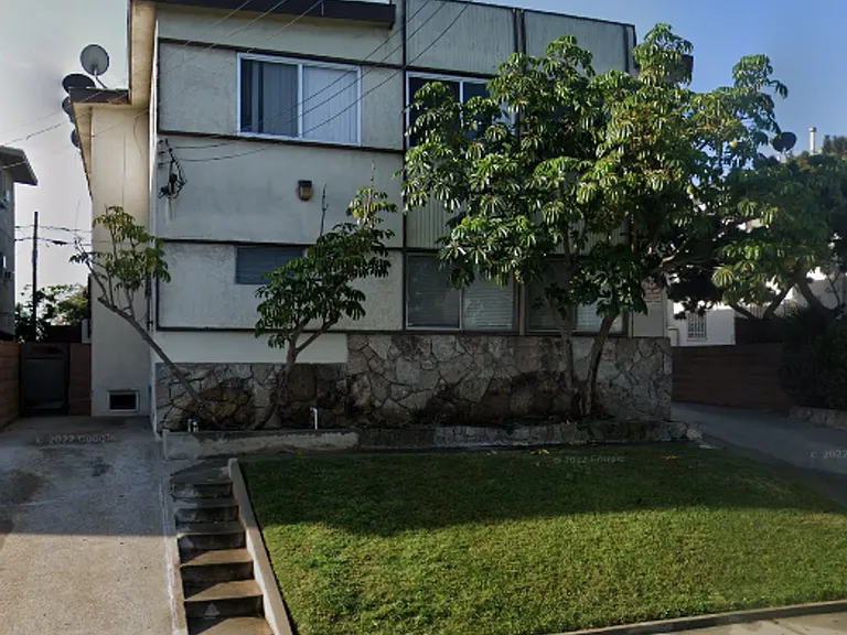 2278 W Adams Blvd — Photo 1