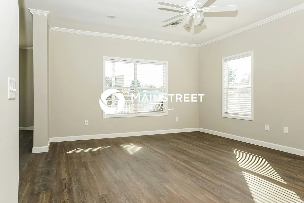 Living Room - 12311 Tangier St