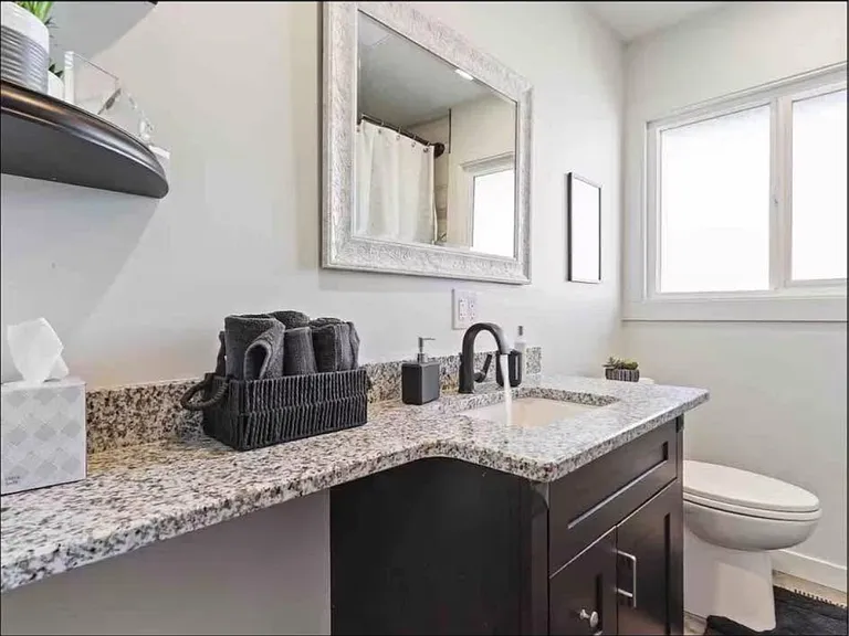 3263 Van Buren Ave — Photo 7