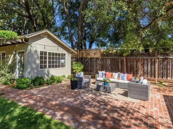 (undisclosed Address), Los Altos, CA 94024
