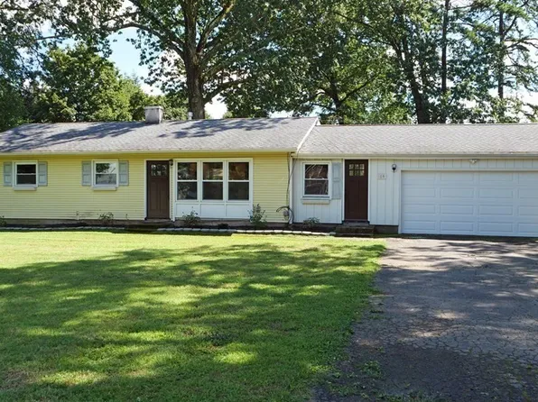 184 Birch Bluffs Dr, Westfield, MA 01085