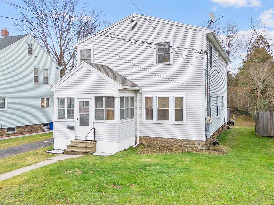 2nd image of 33 Clinton St