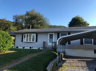 127 Davis Ave, Ridgeley, WV 26753