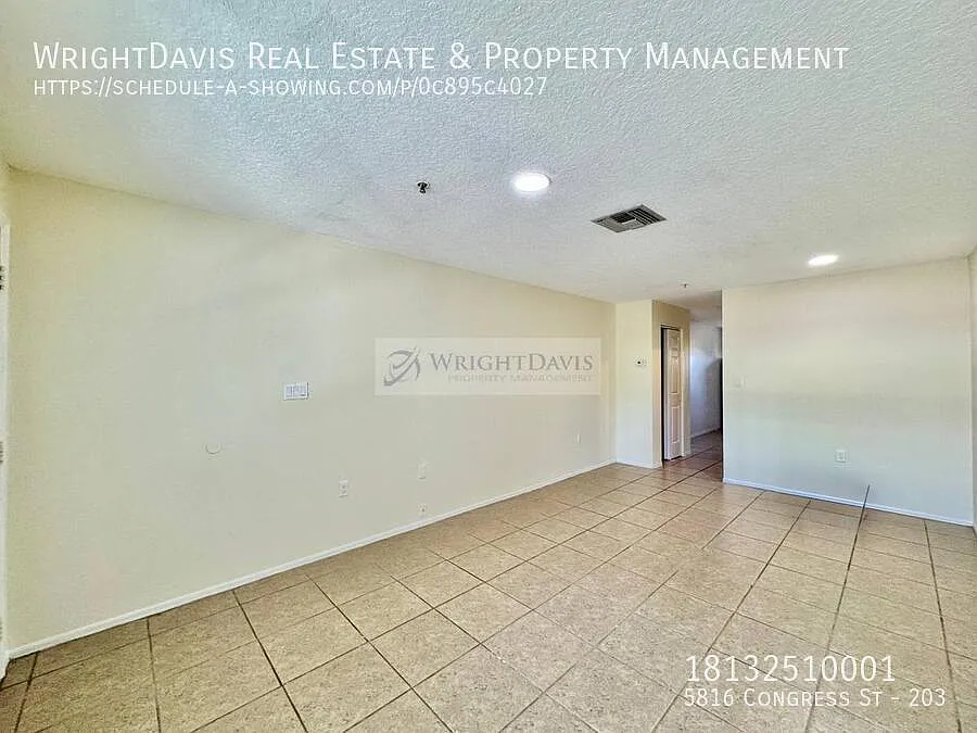 Cozy 2/2 New Port Richey Condo — Photo 4