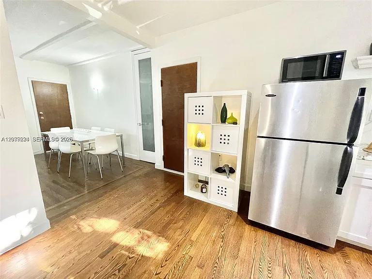 439 15th St #18 — Photo 15