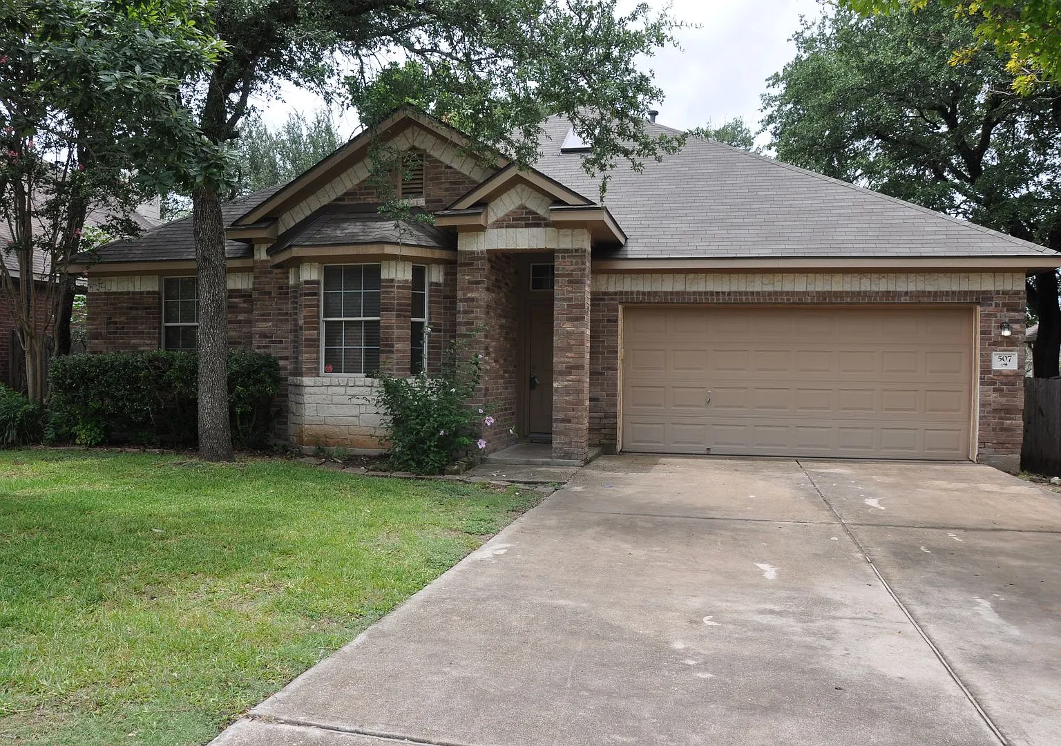 3 Bedroom 2 Bath with and Office/4th Bedroom in Vista Ridge — Photo 1
