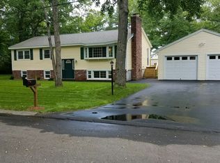 8 Birch St, Merrimack, NH 03054