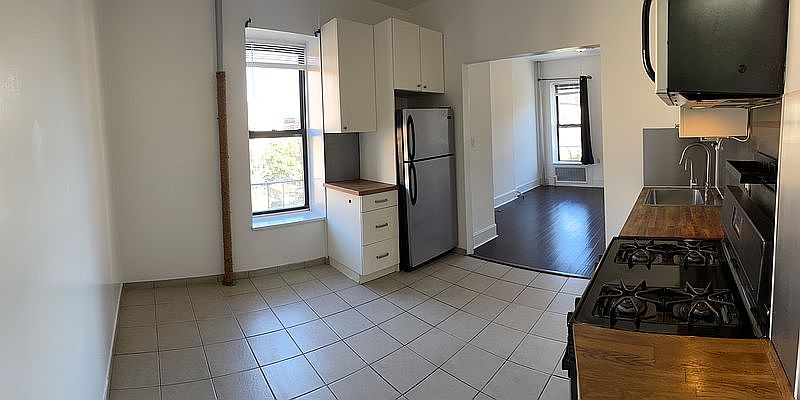 1st image of 100 W 106th St APT 4N
