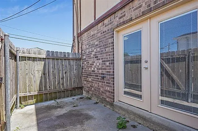 1635 Newport Pl #12 — Photo 12