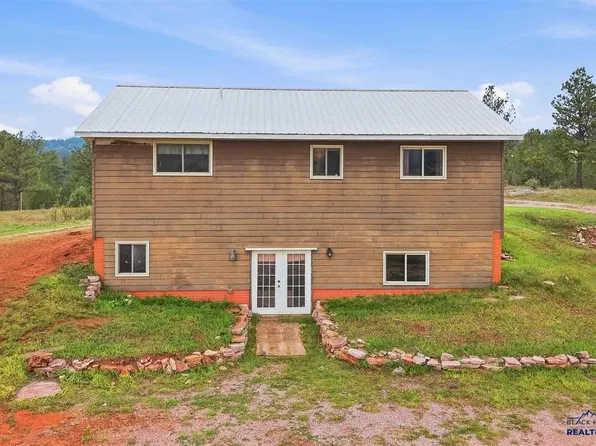 26951 Battle Mountain Pkwy, Hot Springs, SD 57747