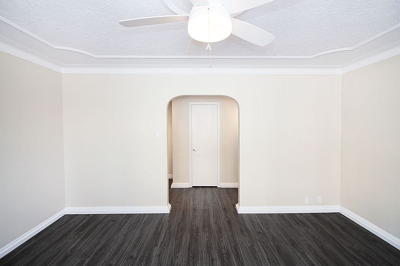 Winnipeg Apartment for rent - 2 Bedrooms — photo 9