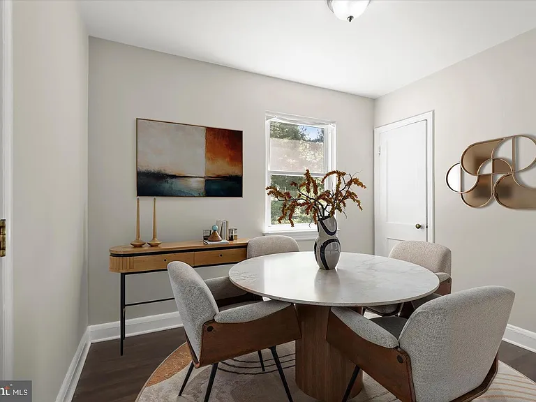 4015 Duvall Ave — Photo 3