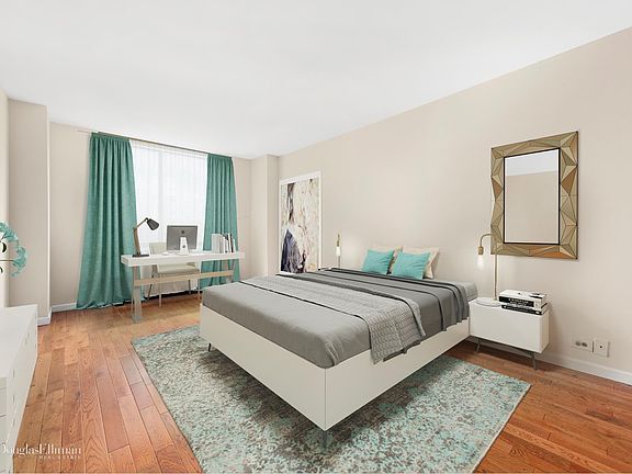 3rd image of 275 Greenwich St APT 8D