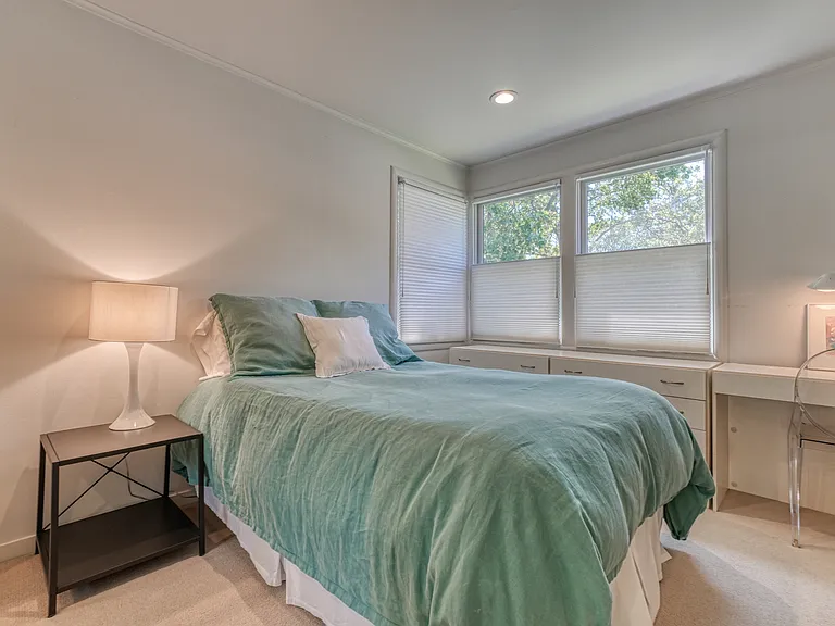 1704 San Anselmo Ave — Photo 15