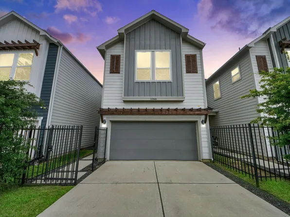 1066 Mansfield St, Houston, TX 77091
