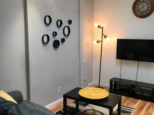 264 W 73rd St #4FR, New York, NY 10023