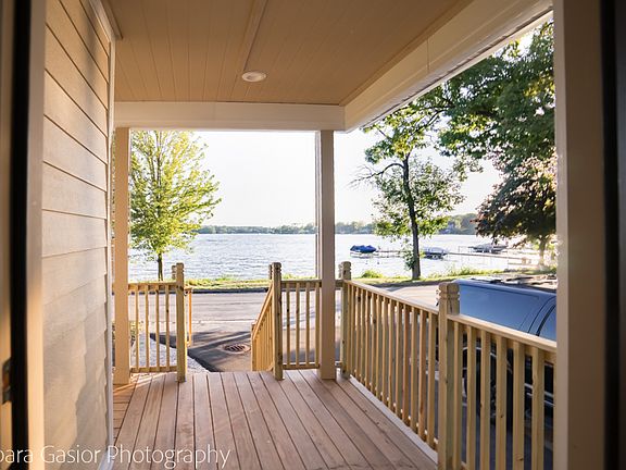 2nd image of 25142 W Lake Shore Dr