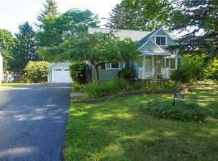 26 Garden Lane, ROchester, NY 14626