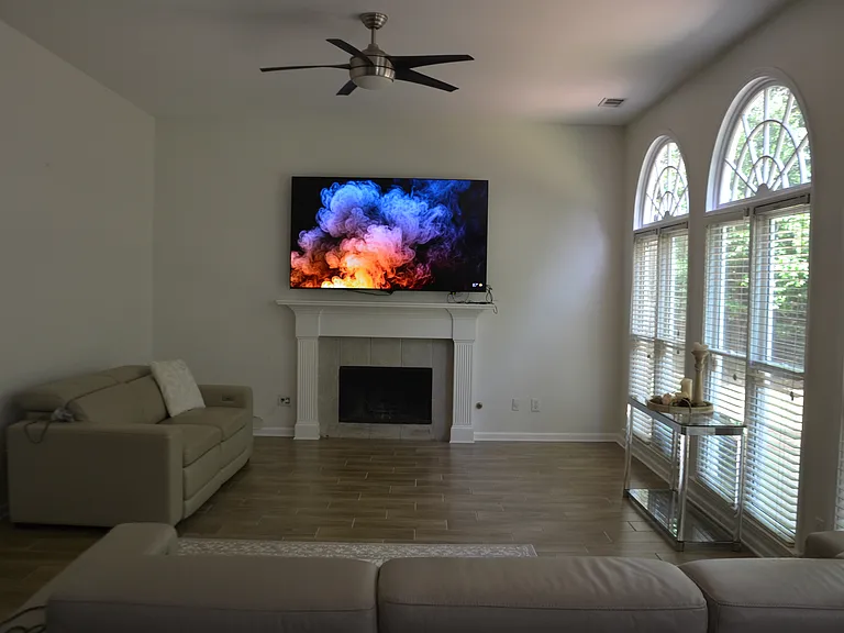 2208 Snug Hbr NE — Photo 33