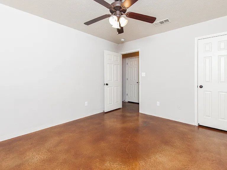 4421 Brutus Ln #A — Photo 12