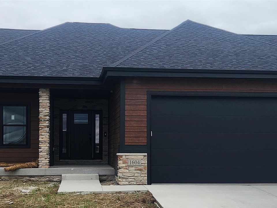 1st image of L164 Eileen Ct