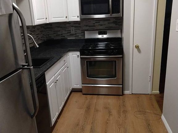 5th image of 10169 Fair Woods Dr #305