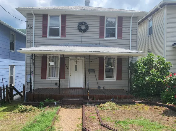 611 Alleghany St, Clifton Forge, VA 24422