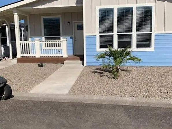333 Mountain View Dr Unit 6, Talent, OR 97540